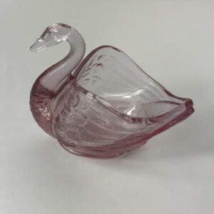 Fenton #8 Pink Cranberry Rose Swan